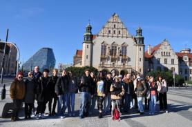 Goście z Budapesztu na spacerze ulicami Poznania
