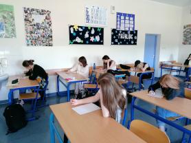 Uczniowie w trakcie zajęć